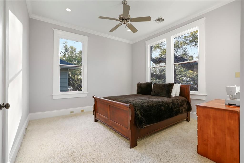 826 N CARROLLTON Avenue