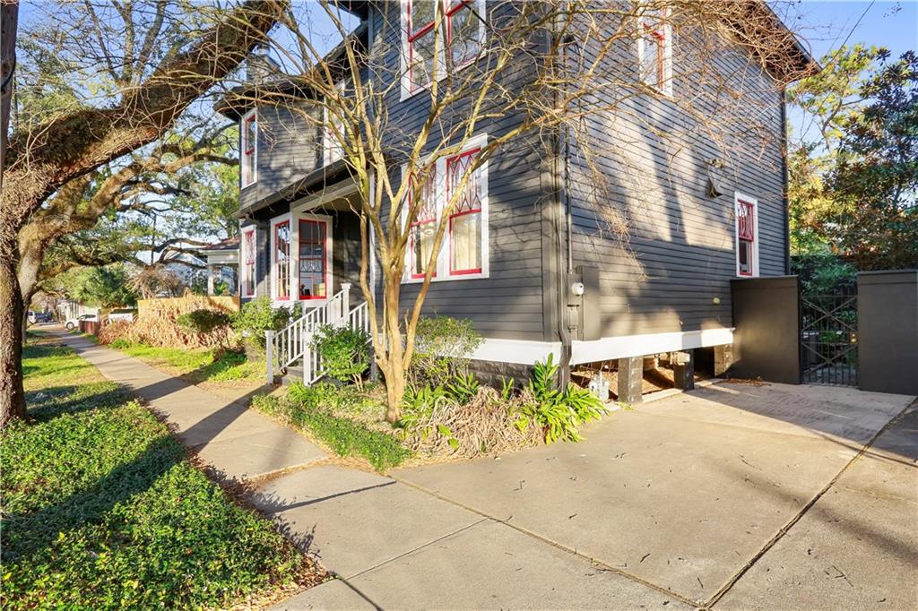 826 N CARROLLTON Avenue