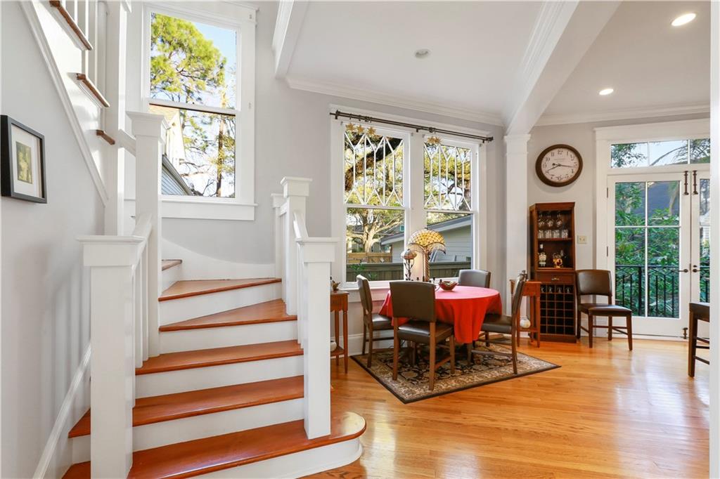 826 N CARROLLTON Avenue