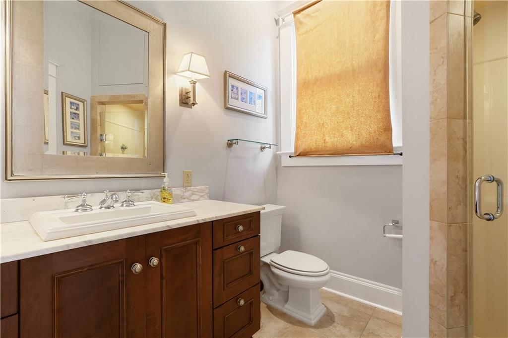 826 N CARROLLTON Avenue