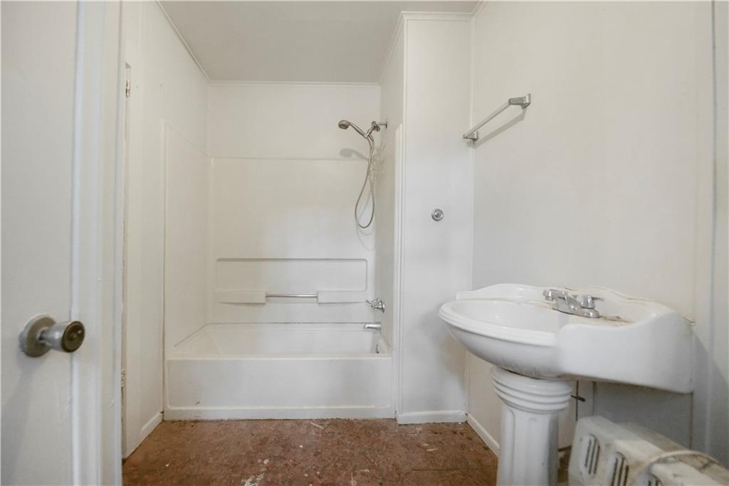 219 21 VALLETTE Street