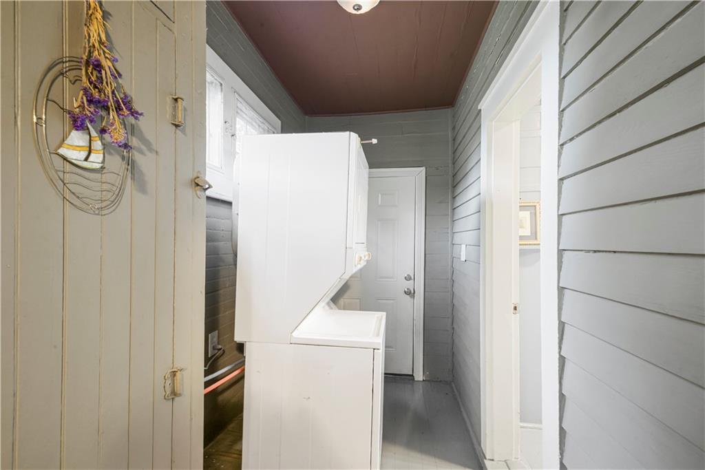 219 21 VALLETTE Street