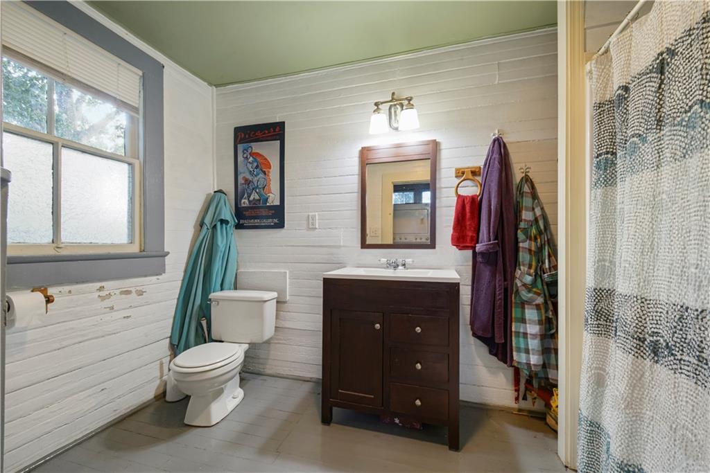 219 21 VALLETTE Street