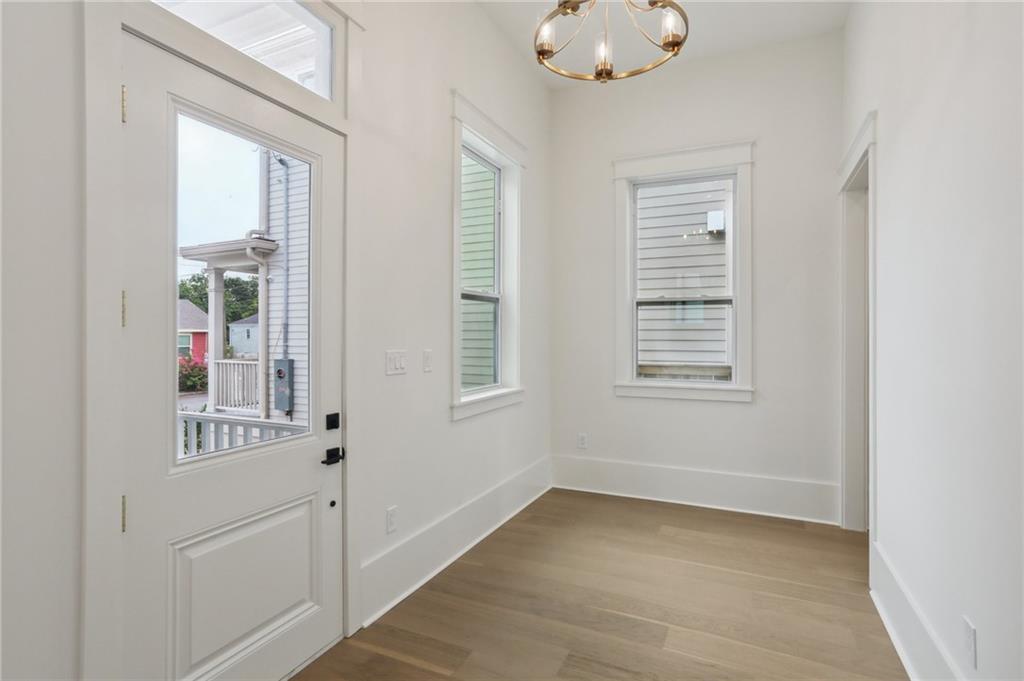 537 THAYER Street