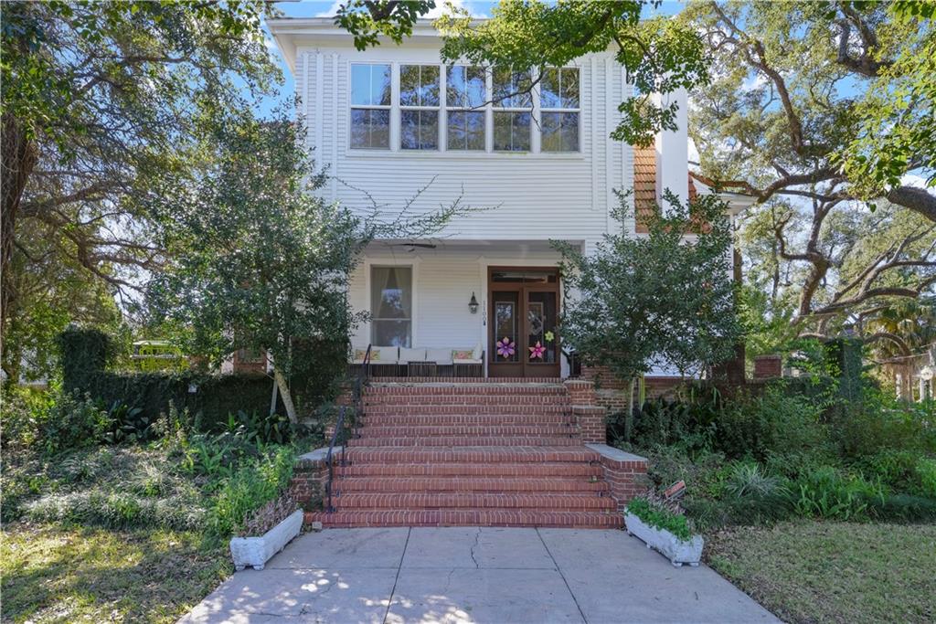 1100 CITY PARK Avenue