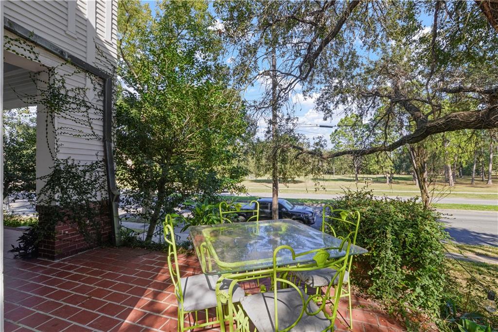 1100 CITY PARK Avenue