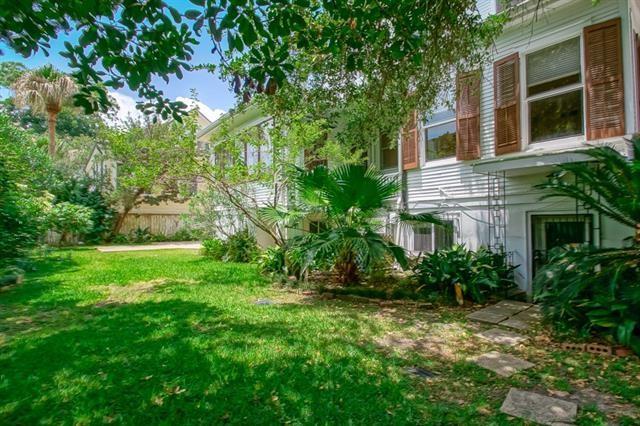 1100 CITY PARK Avenue