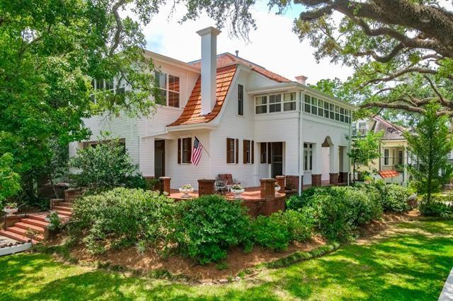 1100 CITY PARK Avenue