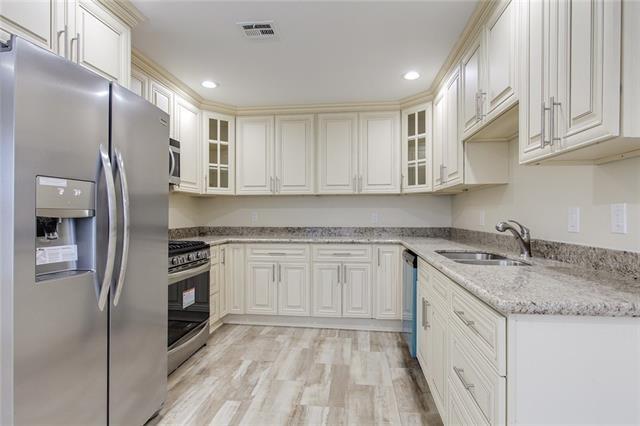 5 KINGS CANYON Drive