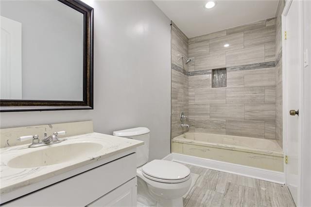5 KINGS CANYON Drive