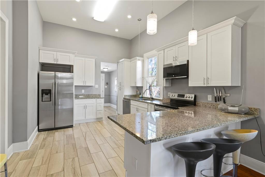 1101 CASA CALVO Street