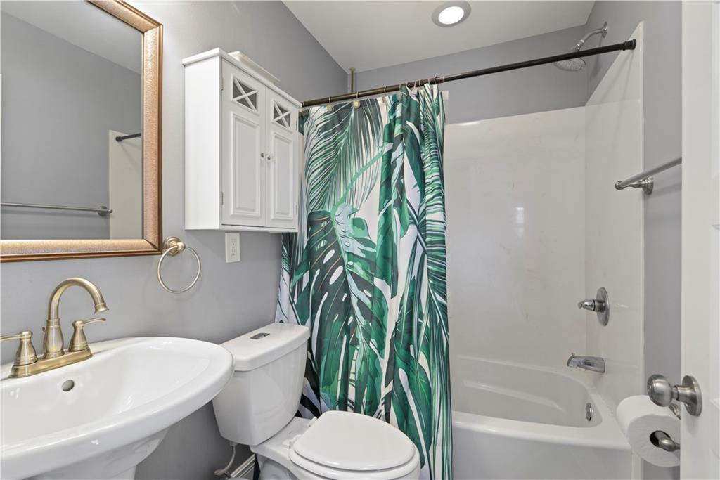 1101 CASA CALVO Street