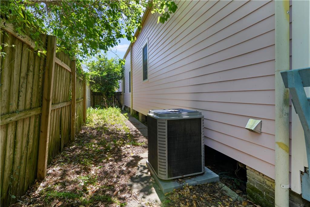 616 PELICAN Avenue
