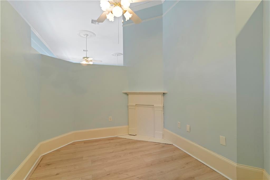 616 PELICAN Avenue