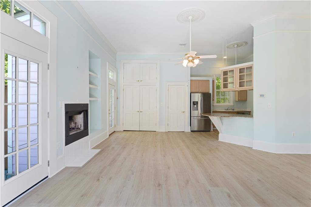 616 PELICAN Avenue