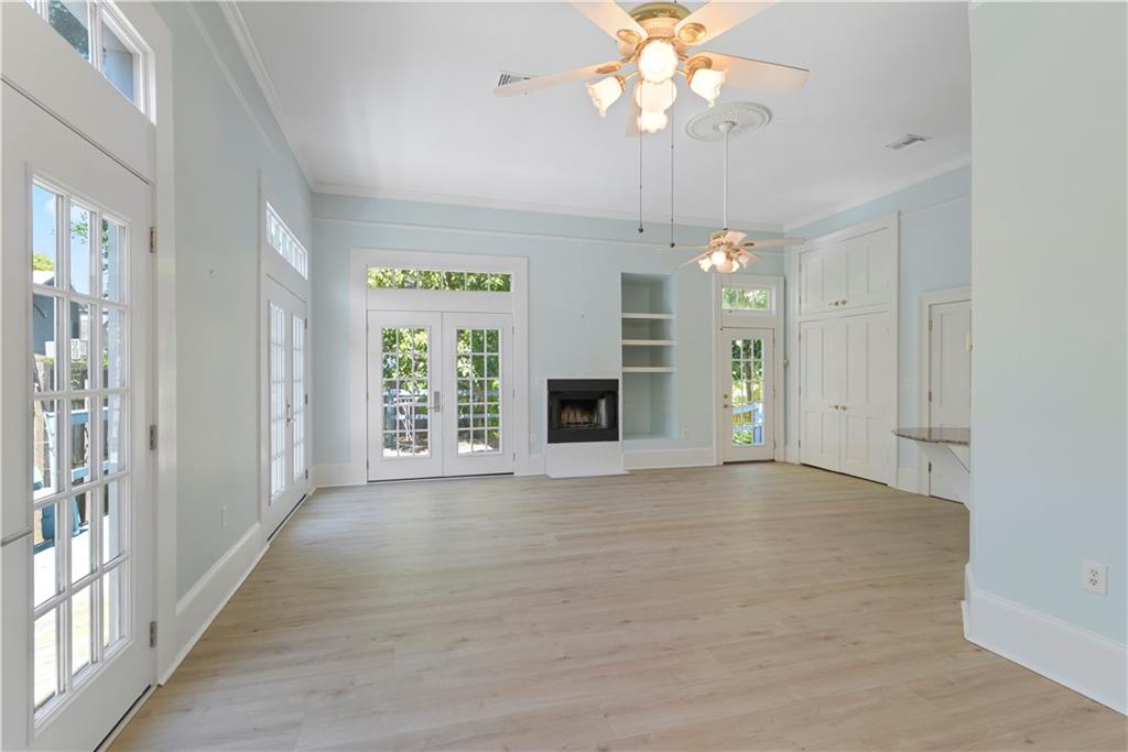 616 PELICAN Avenue