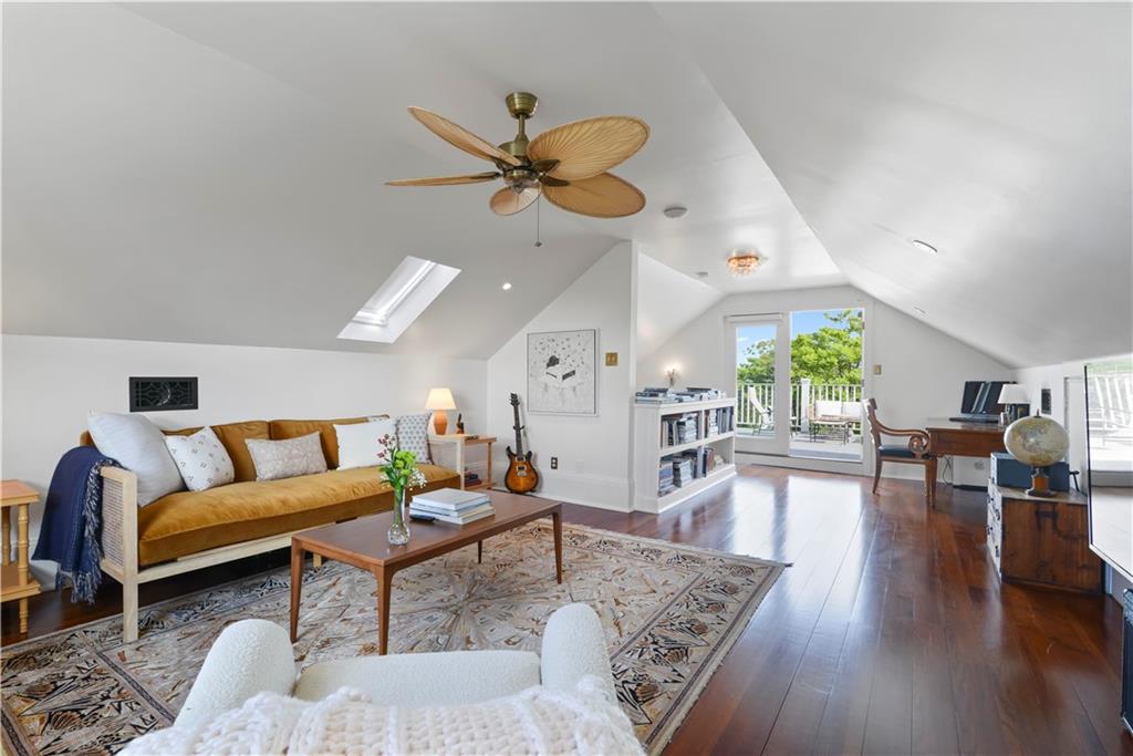 221-23 PELICAN Avenue