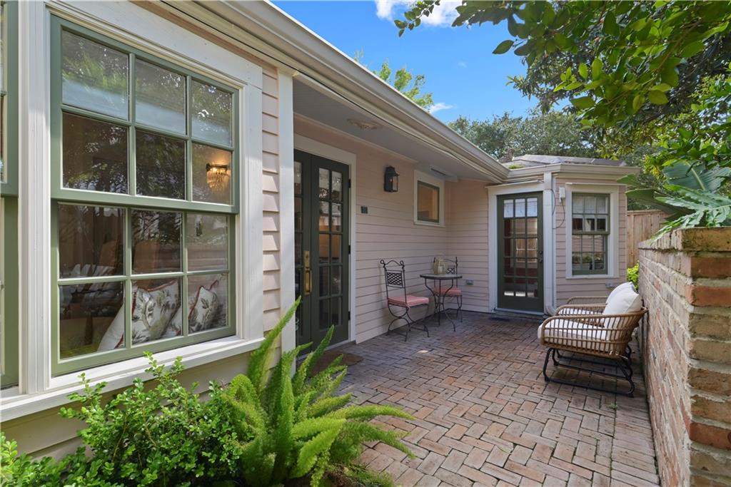 221-23 PELICAN Avenue