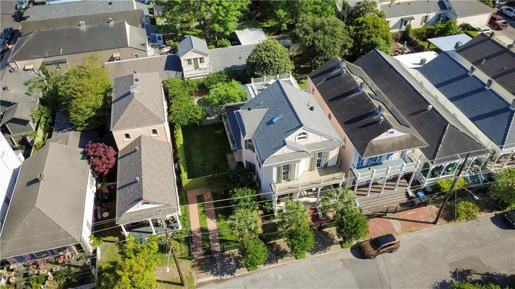 221-23 PELICAN Avenue