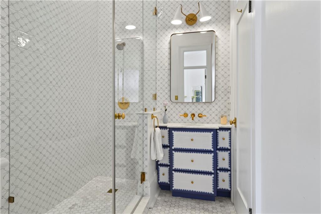 221-23 PELICAN Avenue