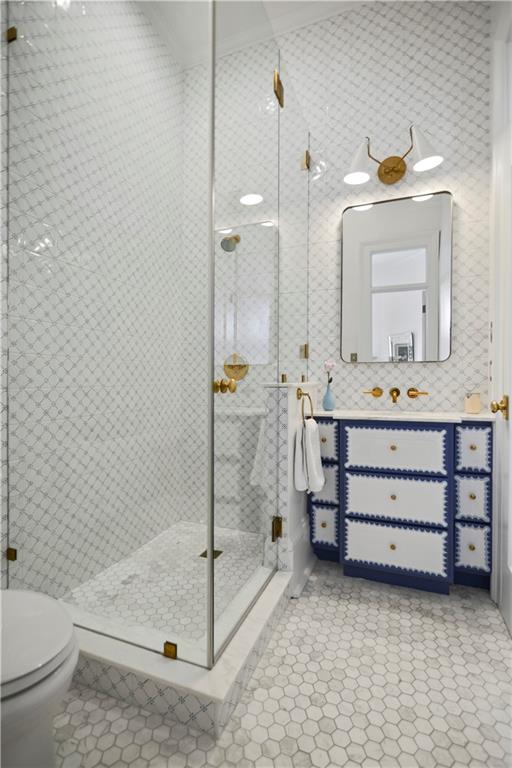 221-23 PELICAN Avenue