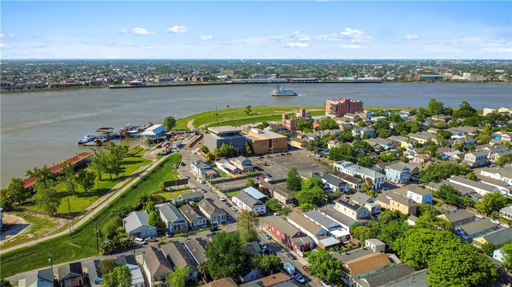 221-23 PELICAN Avenue