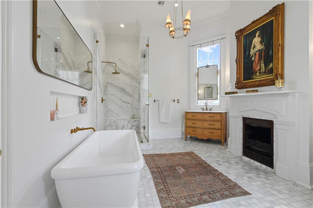 221-23 PELICAN Avenue