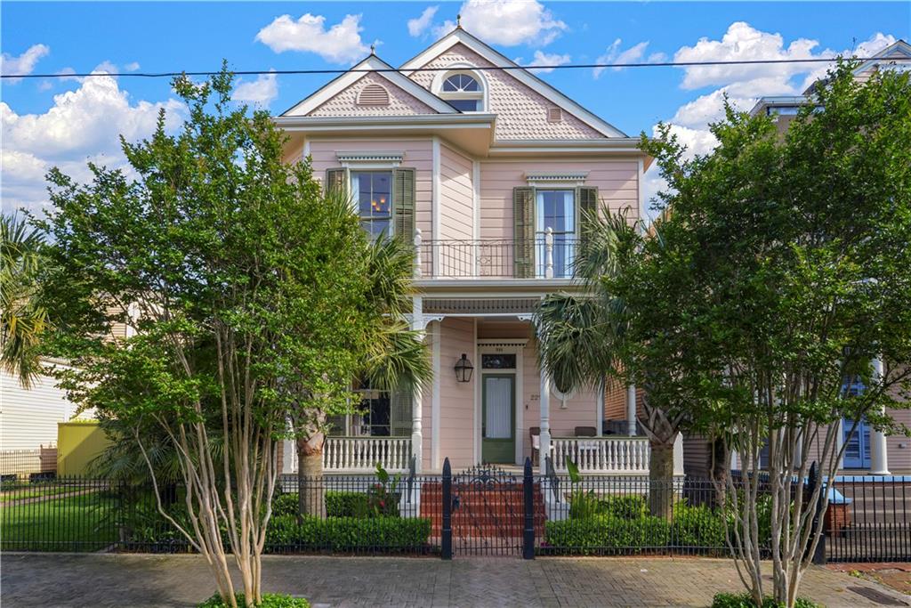 221-23 PELICAN Avenue
