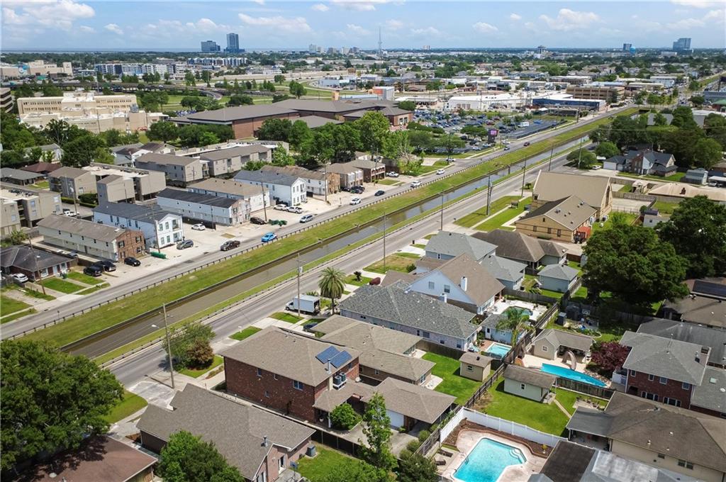 4844 W NAPOLEON Avenue