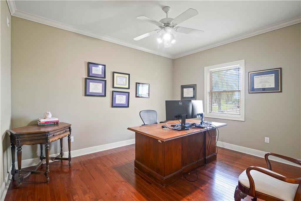 4844 W NAPOLEON Avenue