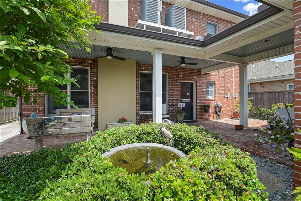 4844 W NAPOLEON Avenue