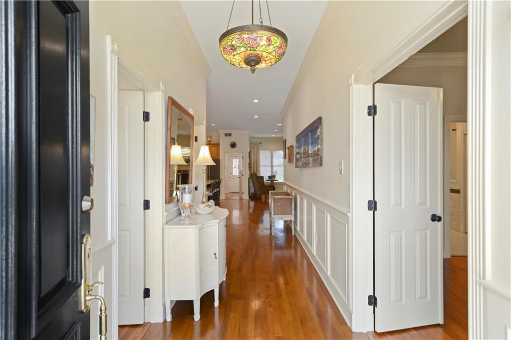 4844 W NAPOLEON Avenue