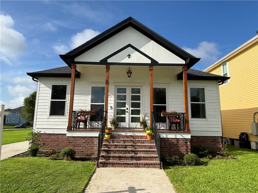 9 MONPLAISER Place
