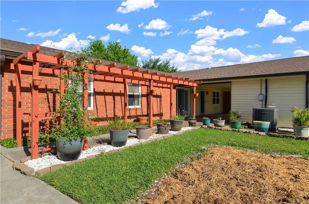 1833 FAITH Place