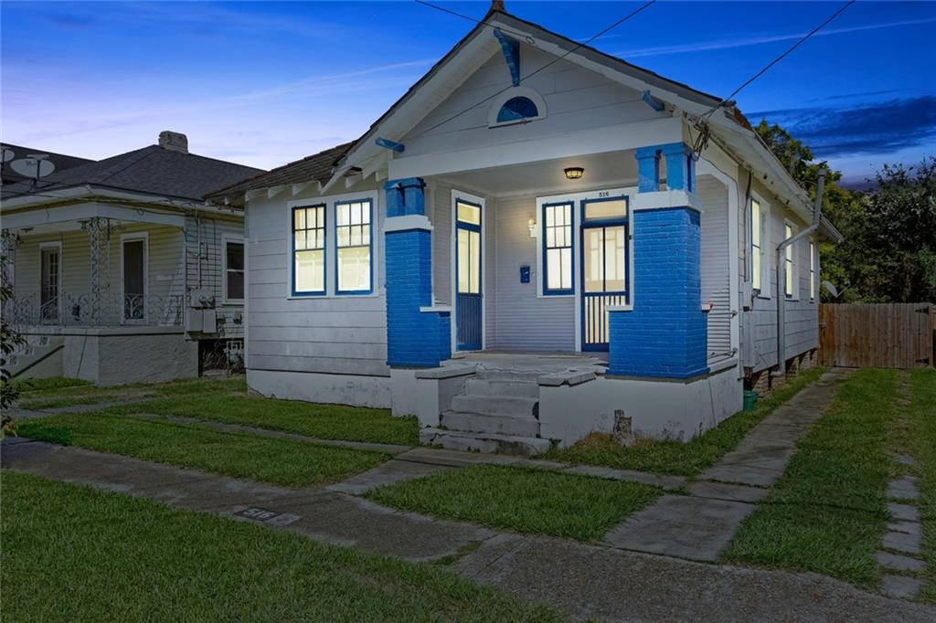 516 MONROE Street