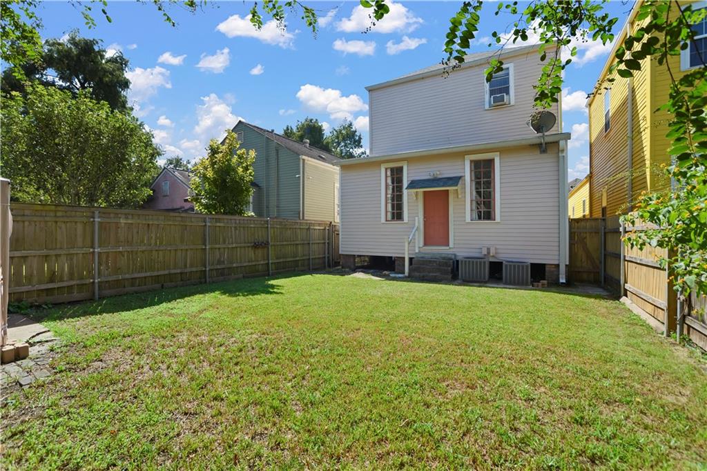 430 32 BERMUDA Street