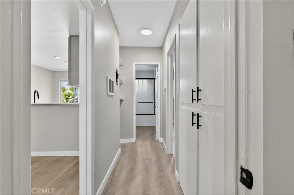 10442 Lampson 33