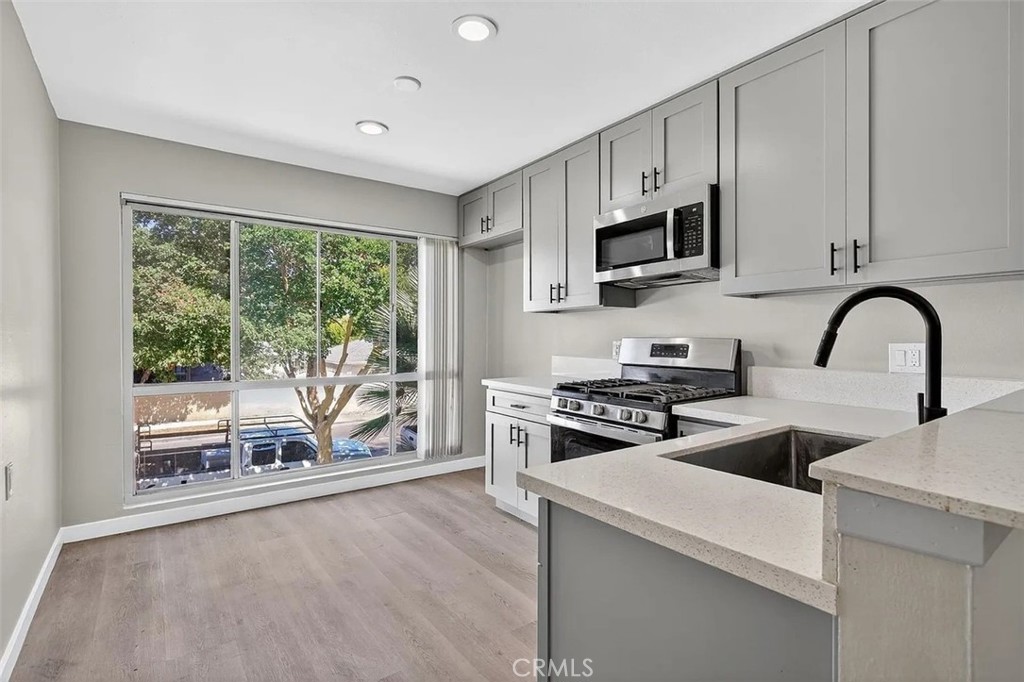 10442 Lampson 33