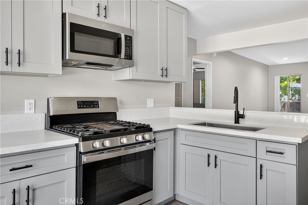 10442 Lampson 33