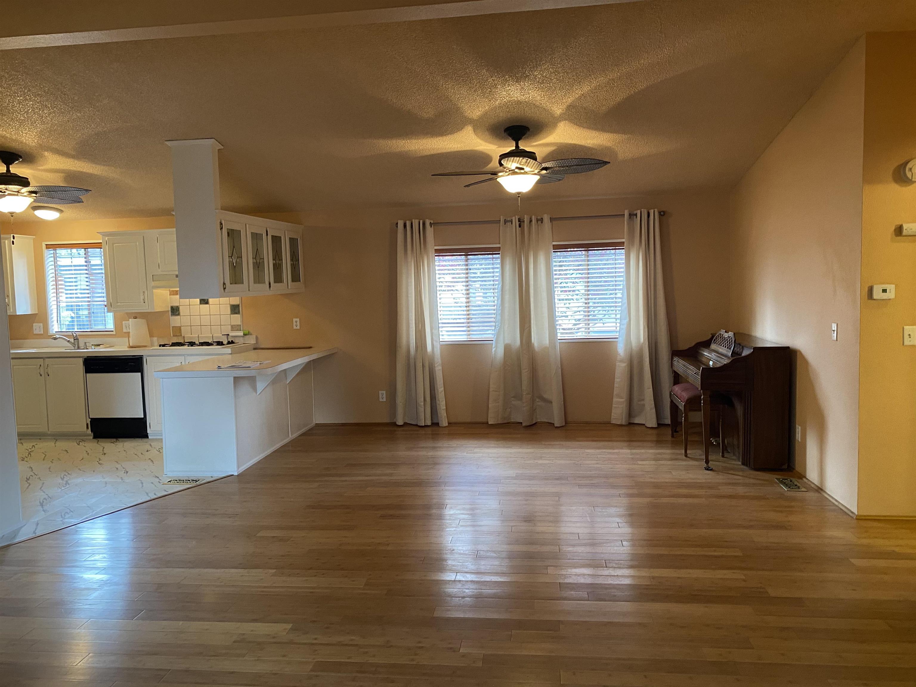 10100 Pioneer Trail Unit: 42