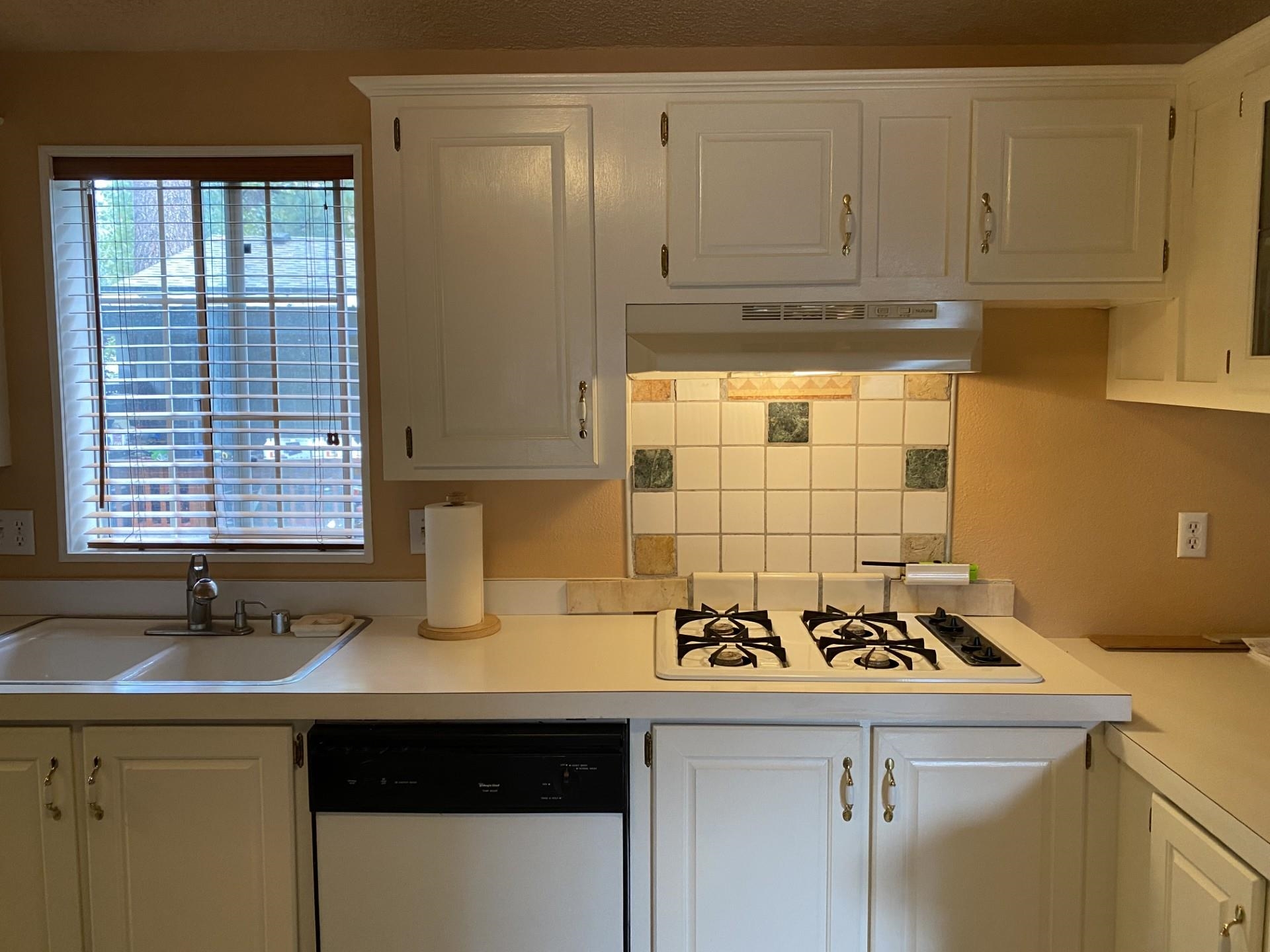 10100 Pioneer Trail Unit: 42