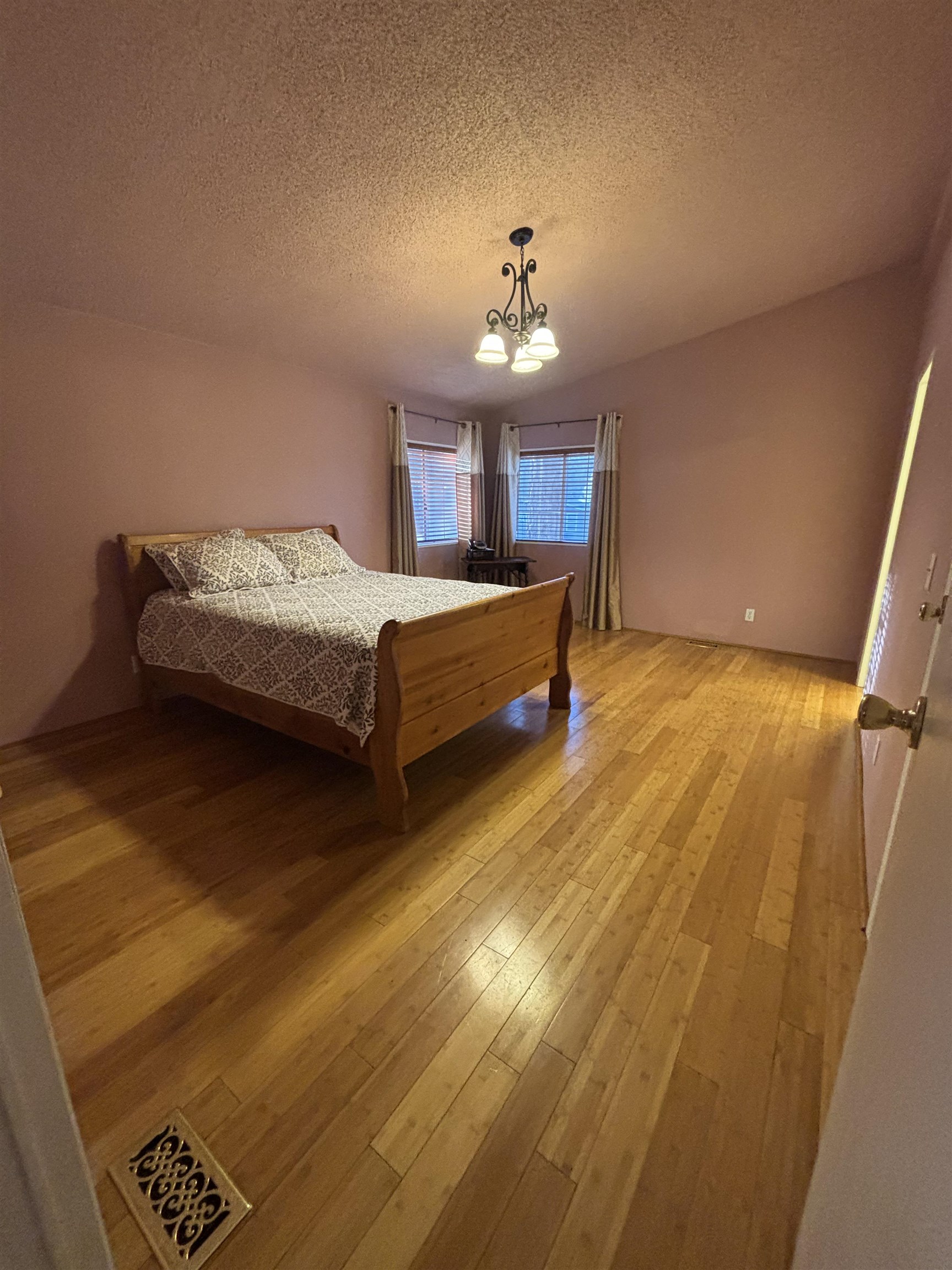 10100 Pioneer Trail Unit: 42