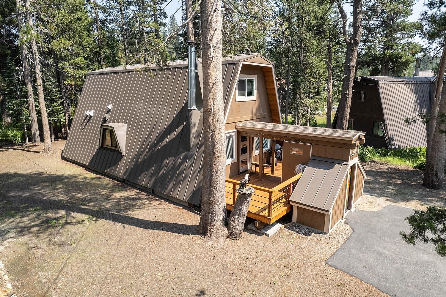 5514 Spruce Road