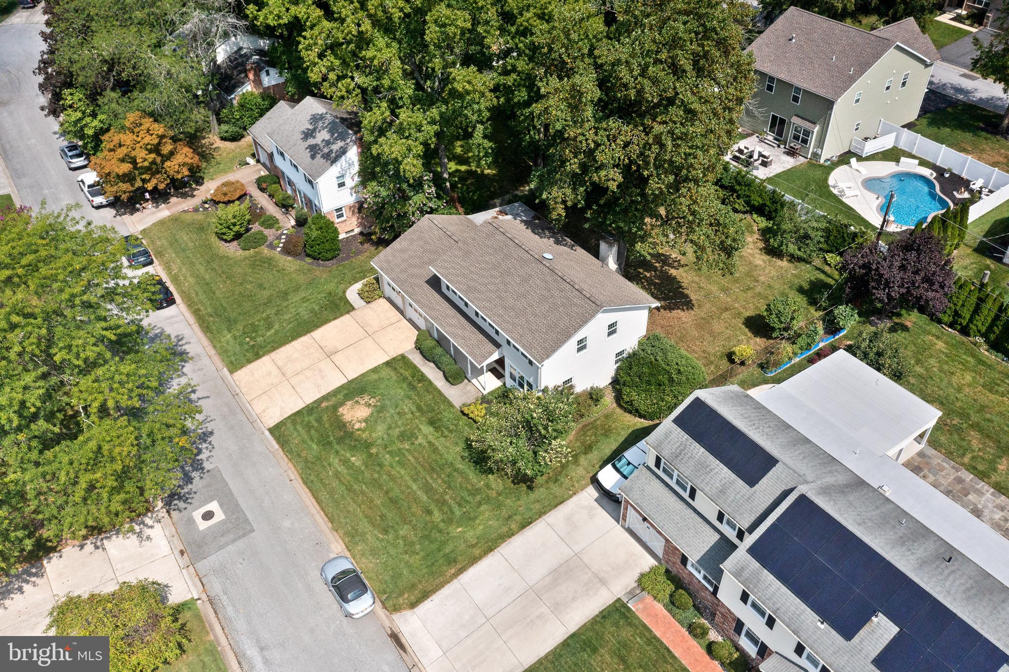 2111 SWINNEN DRIVE