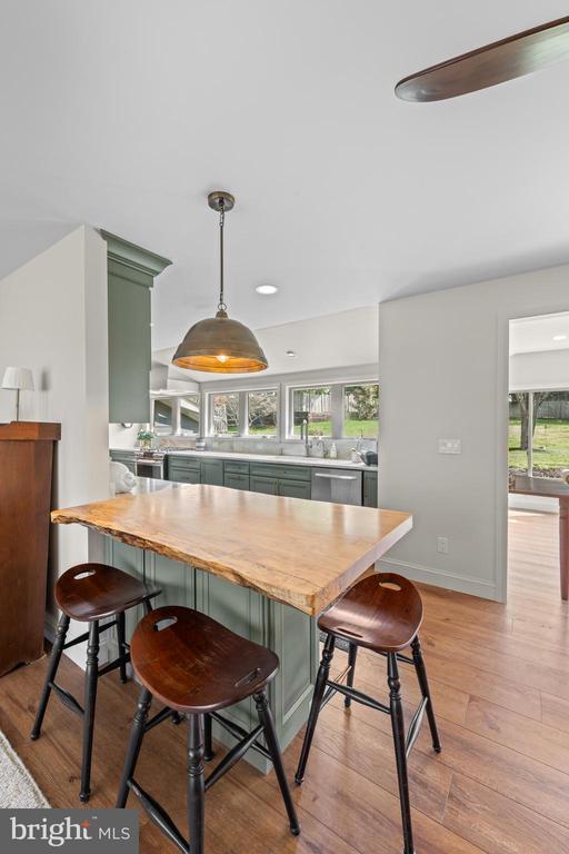 6 GREGG AVENUE