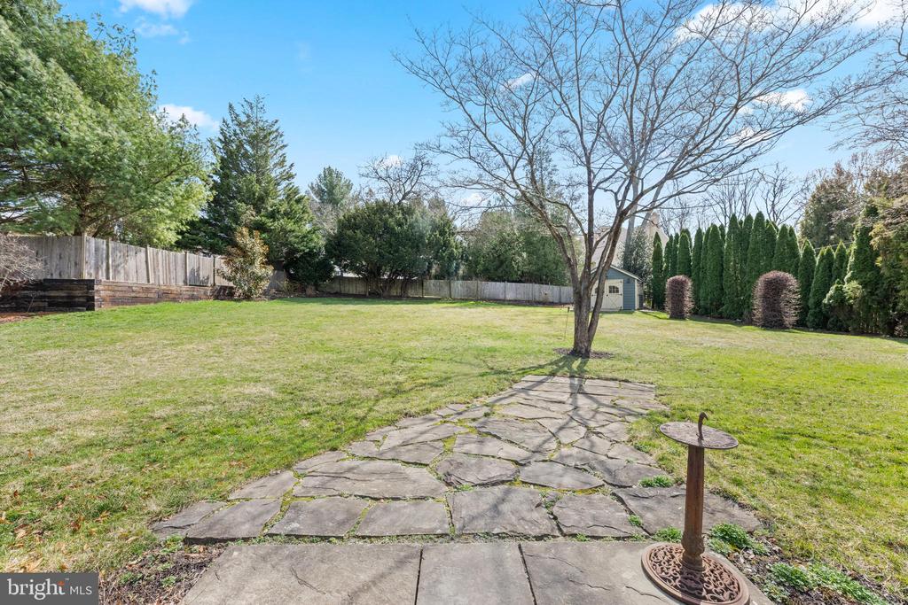 6 GREGG AVENUE