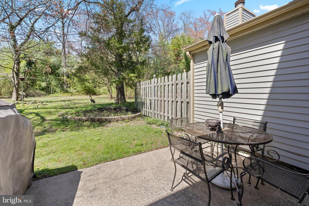 54 LAUREL CIRCLE
