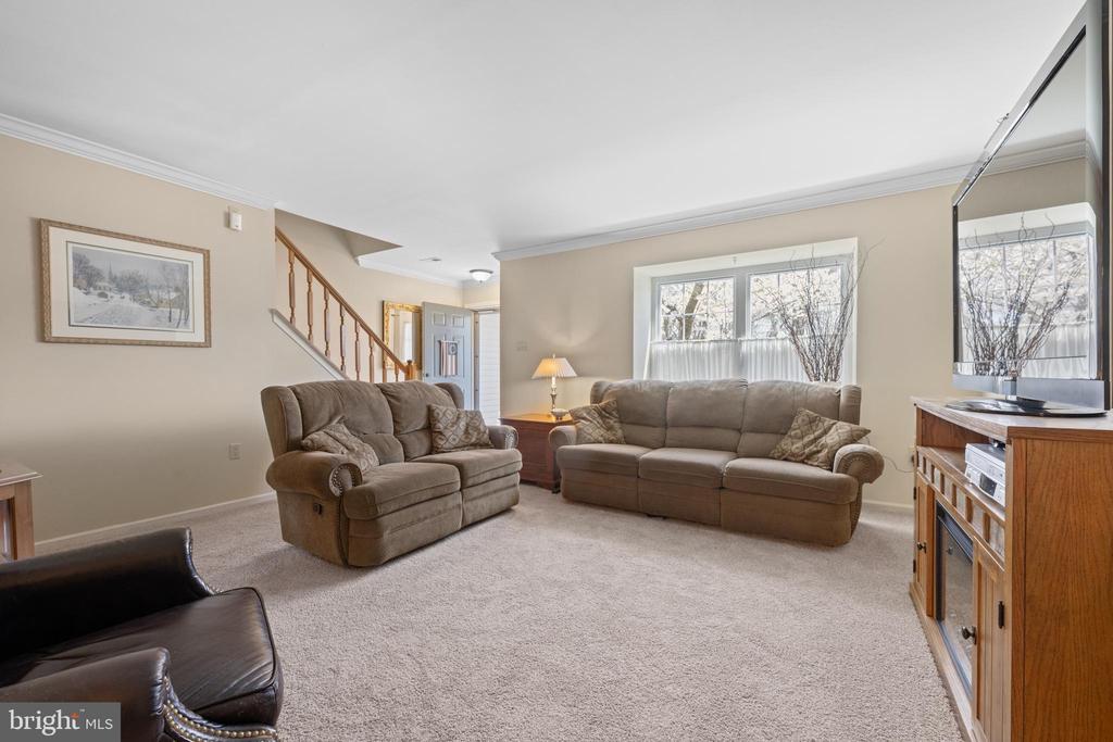 54 LAUREL CIRCLE