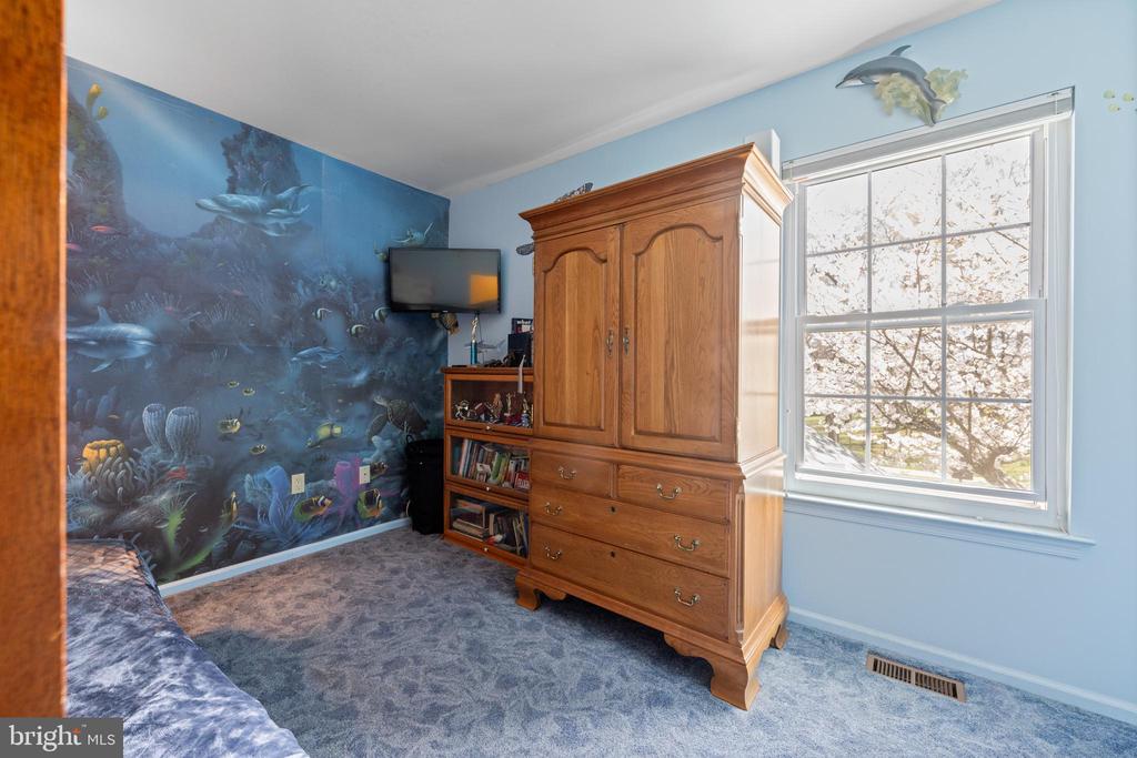 54 LAUREL CIRCLE