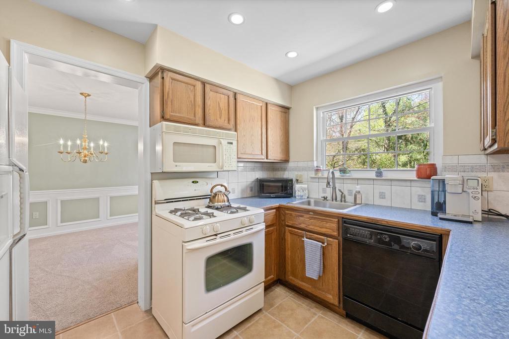 54 LAUREL CIRCLE